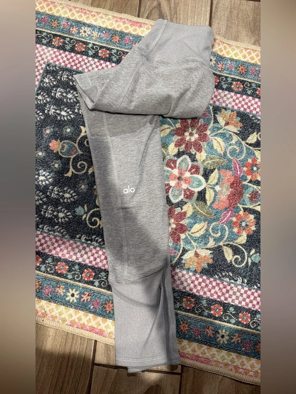 Alo yoga grey high waist alo soft lounge leggings size small